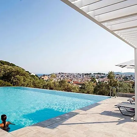 Apartahotel Amira