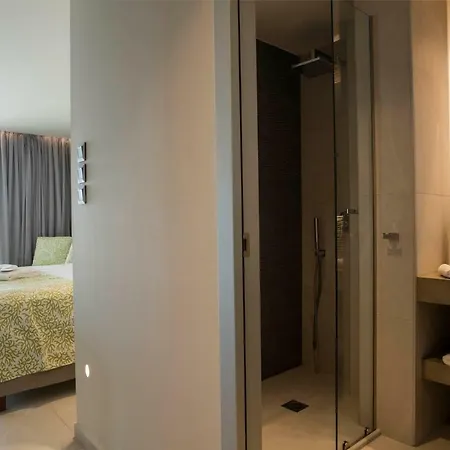 Hotel apartamentowy Amira 4*