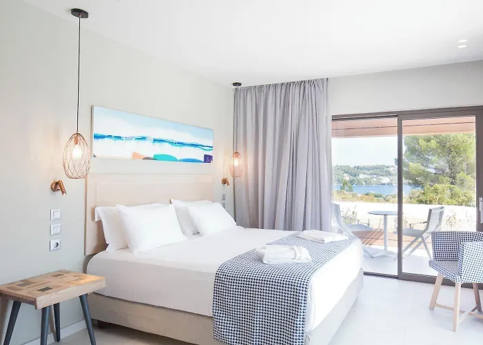 Aparthotel Amira Skiathos Town